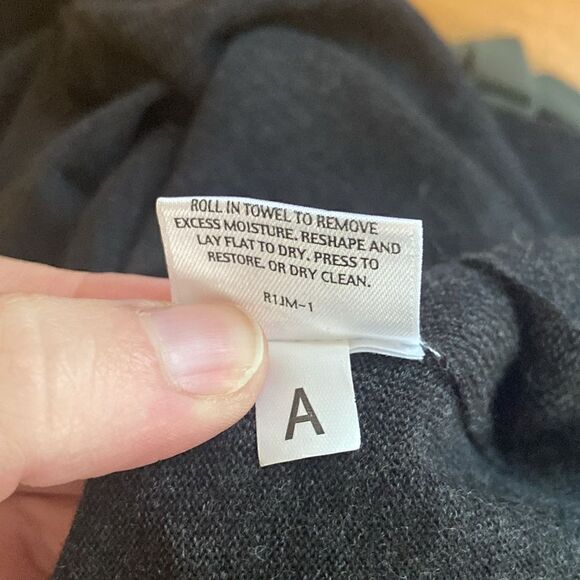 Eileen Fisher Black 100% Merino Wool Long Sleeve Asymmetrical Hem Dress Size M - Picture 9 of 12